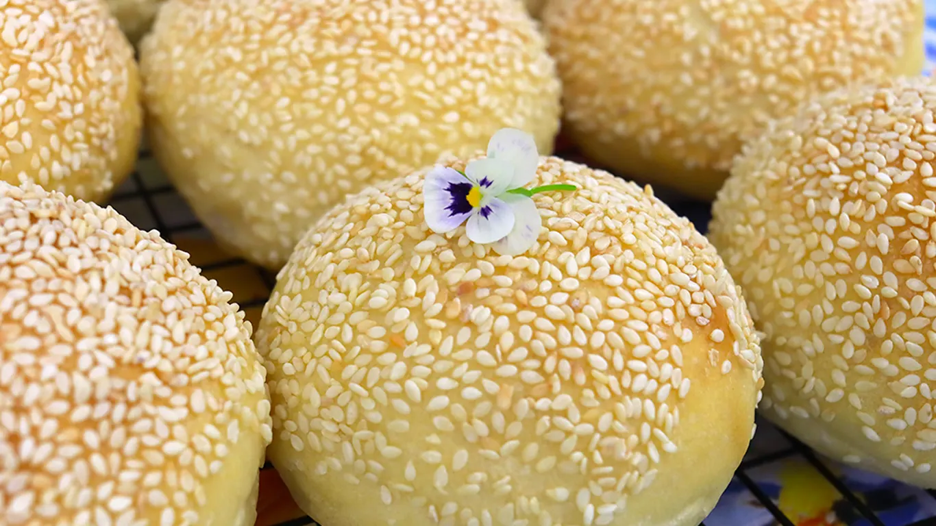 Булочки з кунжутом Булочки з кунжутом